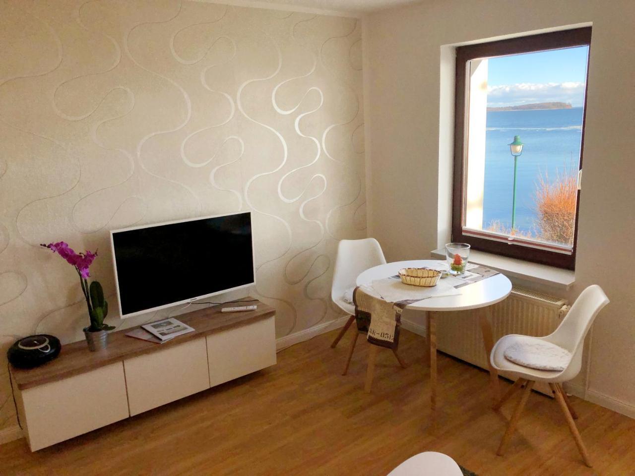 Alte Bootswerft Apartamento Putbus Exterior foto